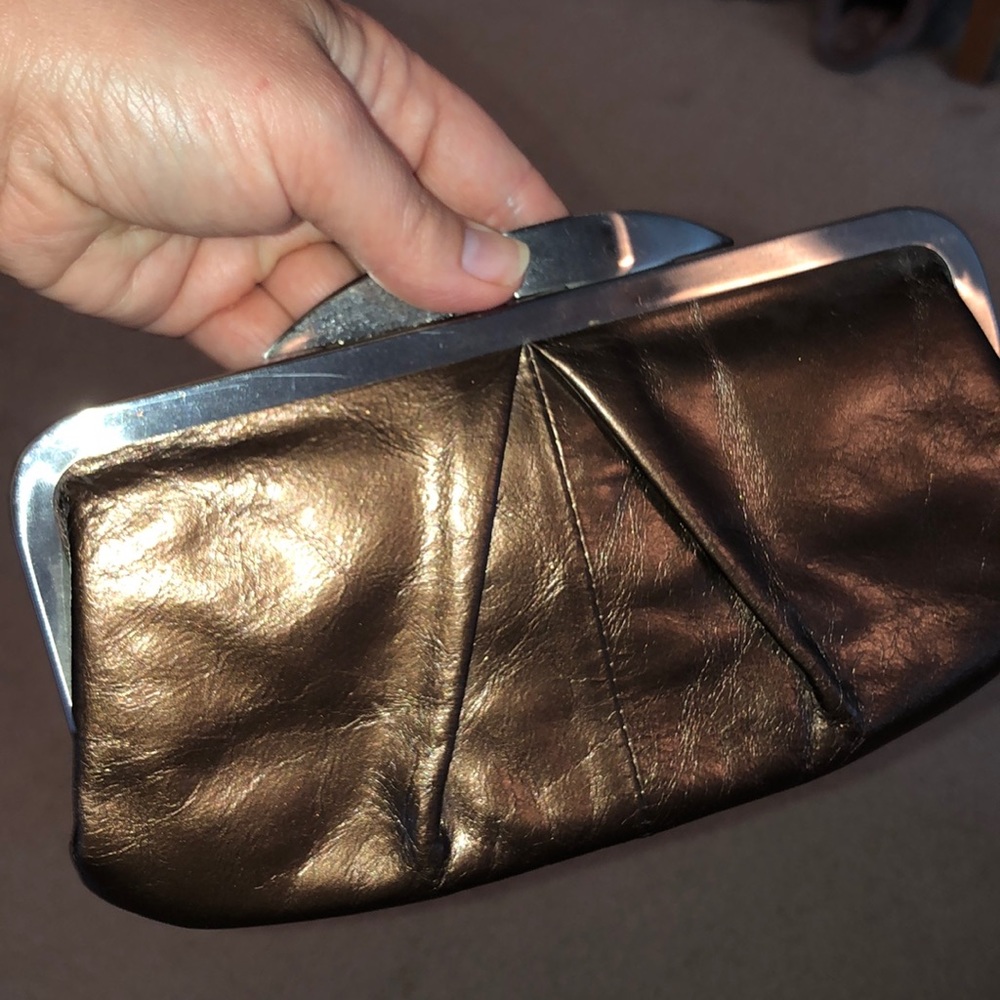 Hobo Clutch With Built In Wallet. - image 6